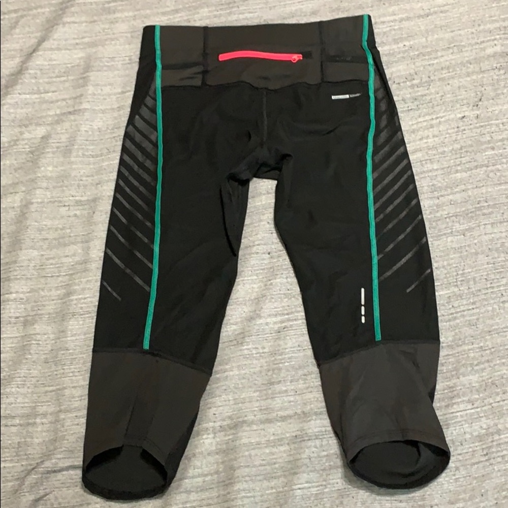 Salomon Leggings Crop Capri Black Gym Fitnesses